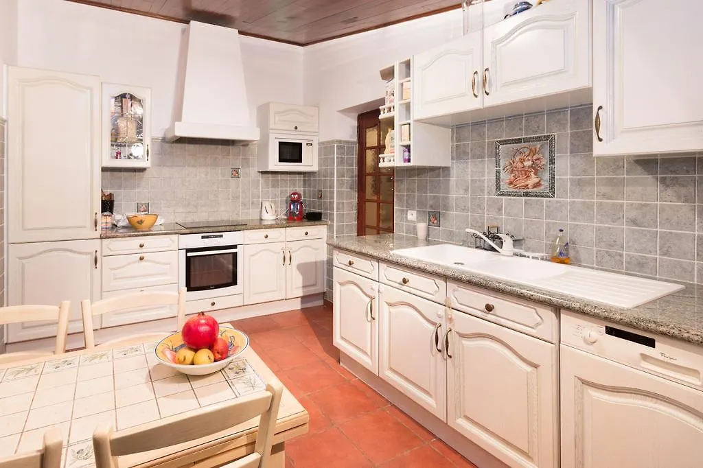 Romantic Villa Near Monaco Roquebrune-Cap-Martin 0*,  France